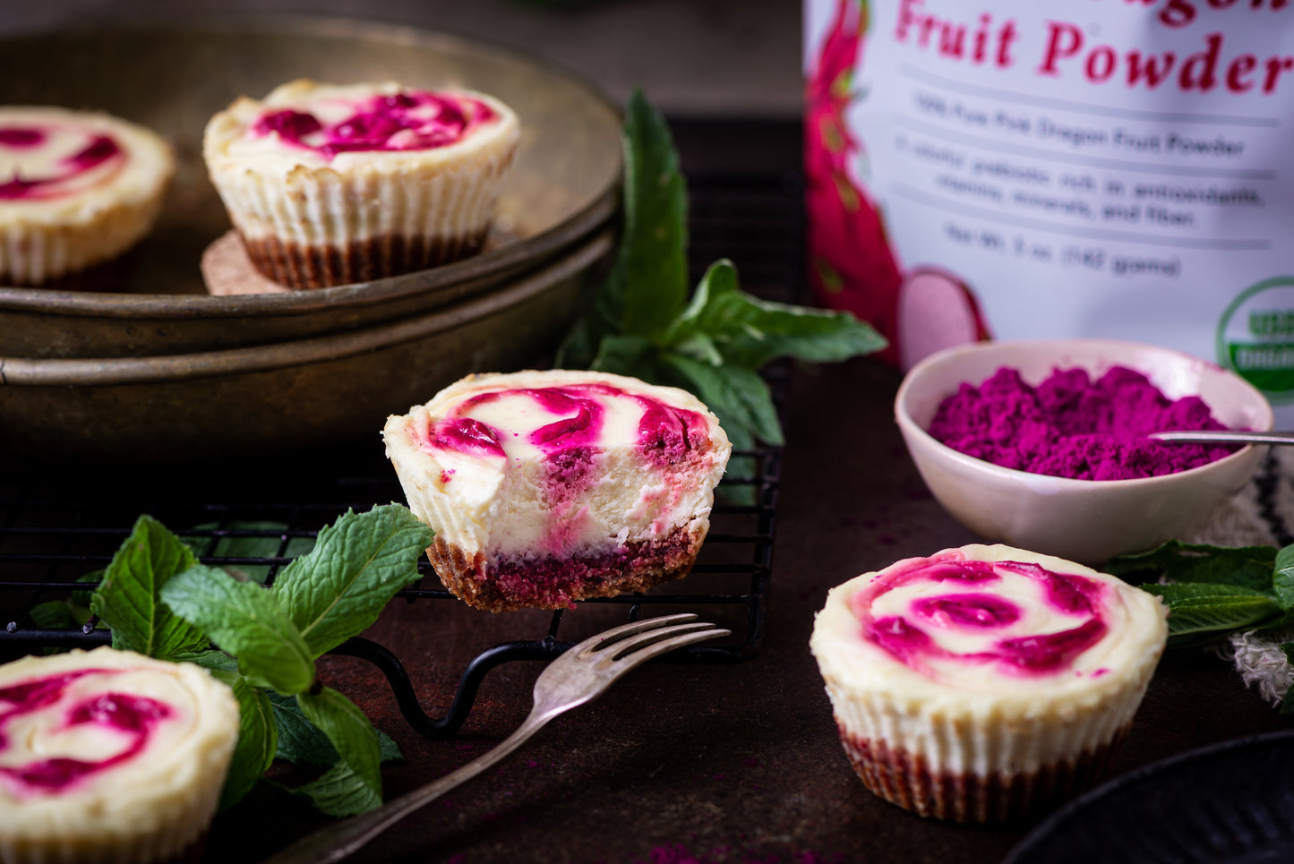Mini Dragon Fruit Powder Cheesecakes